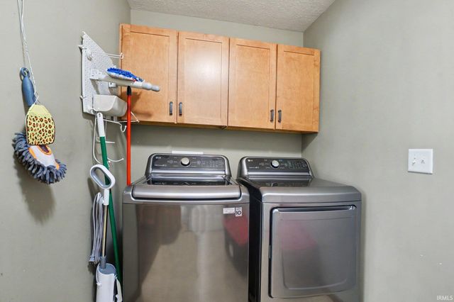30056 Quail Pointe Drive, Granger, IN 46530