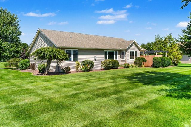 30056 Quail Pointe Drive, Granger, IN 46530