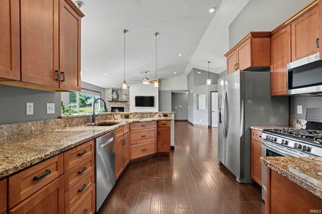 30056 Quail Pointe Drive, Granger, IN 46530