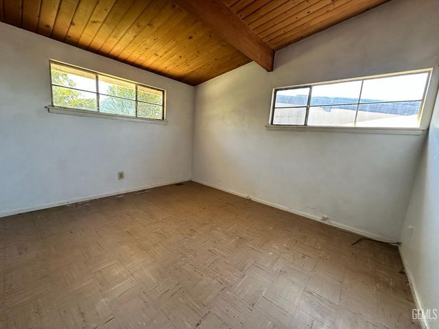 2908 Cornell Street, Bakersfield, CA 93305