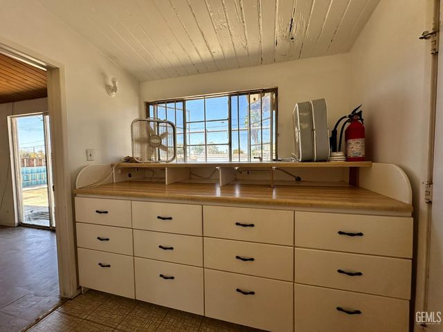 2908 Cornell Street, Bakersfield, CA 93305