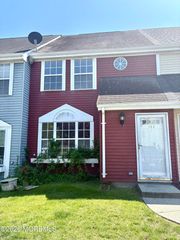 709 Lady Slipper Court 709, Tuckerton, NJ 08087