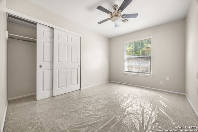 221 Windcrest, Windcrest, TX 78239