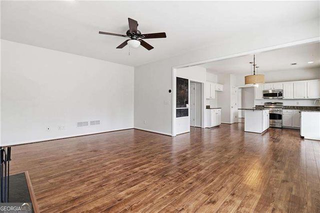703 Bloomingdale Court, Woodstock, GA 30188