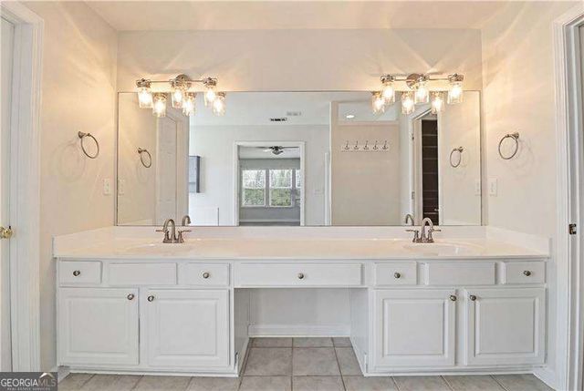 703 Bloomingdale Court, Woodstock, GA 30188