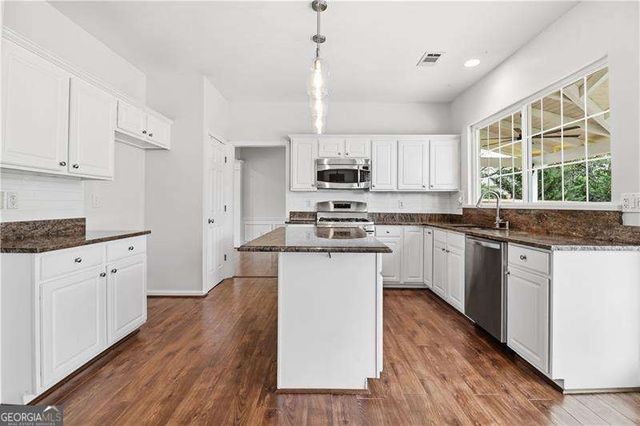 703 Bloomingdale Court, Woodstock, GA 30188