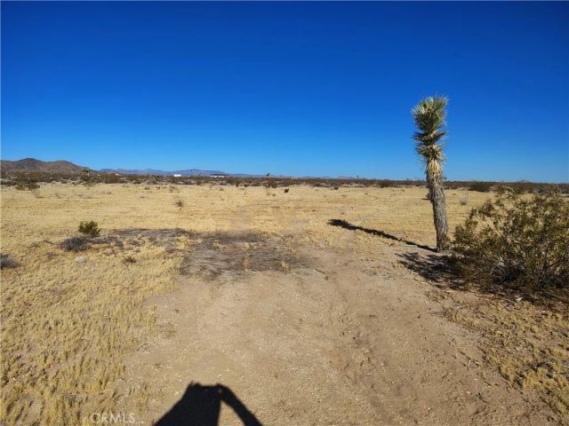 408 Stable, Landers, CA 92285