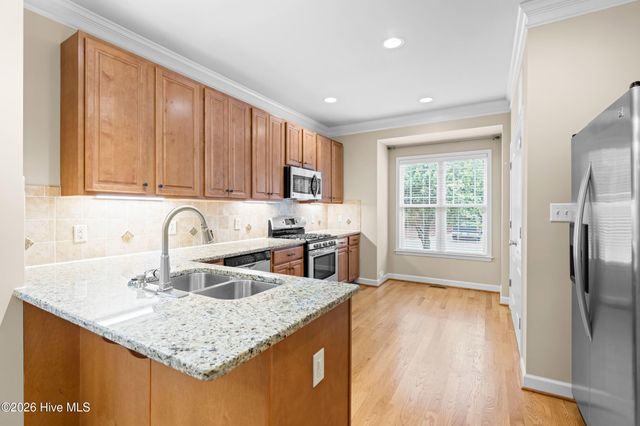 112 River Dell Townes Avenue, Clayton, NC 27527