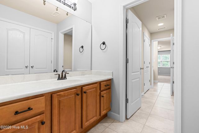 112 River Dell Townes Avenue, Clayton, NC 27527