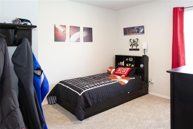 1201 N STALLION Drive, Guthrie, OK 73044