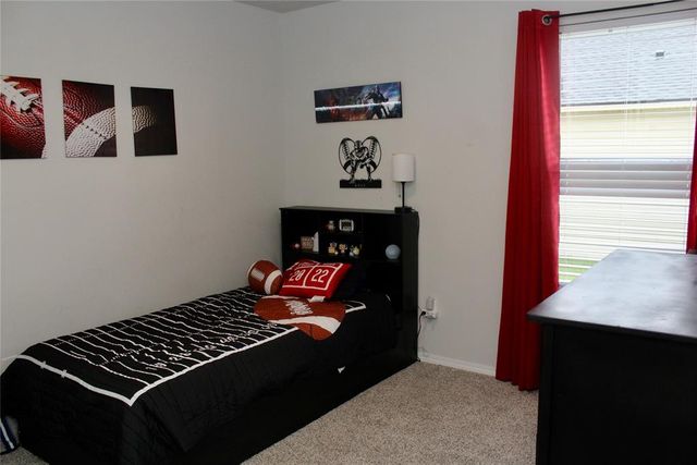 1201 N STALLION Drive, Guthrie, OK 73044