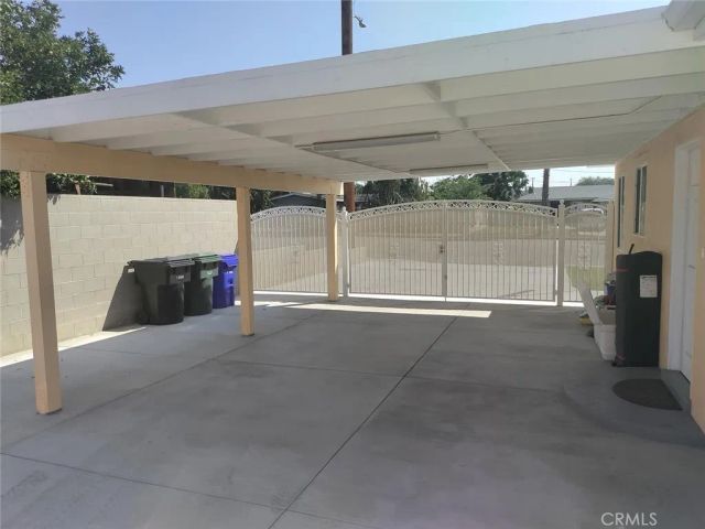9404 Benson, Montclair, CA 91763