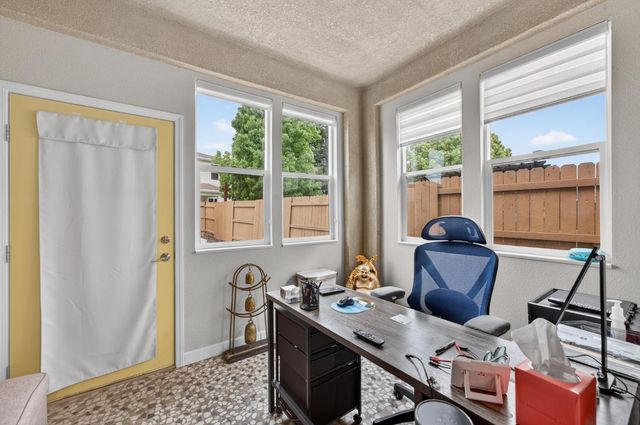 1139 Dry Gulch Trail Dr, Plumas Lake, CA 95961