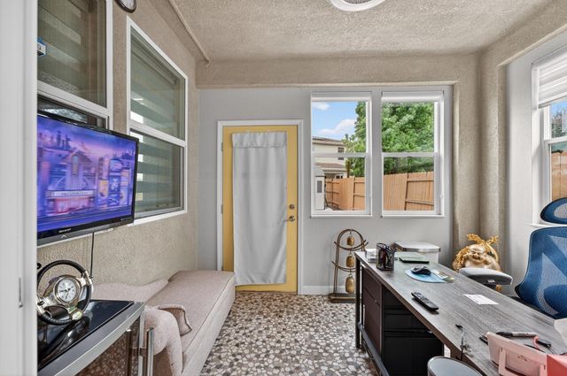 1139 Dry Gulch Trail Dr, Plumas Lake, CA 95961