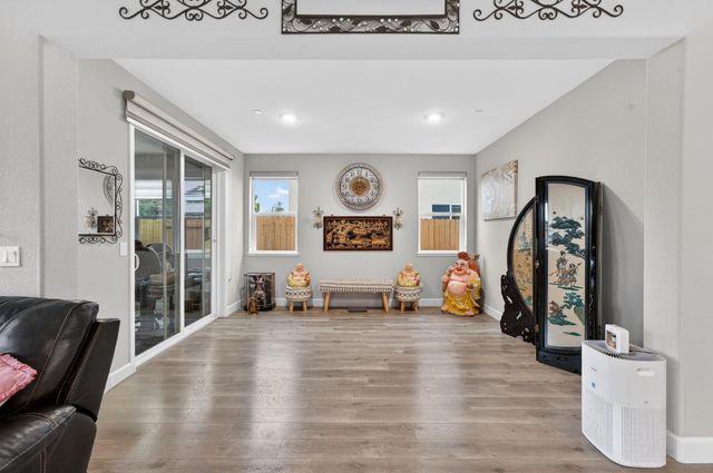 1139 Dry Gulch Trail Dr, Plumas Lake, CA 95961