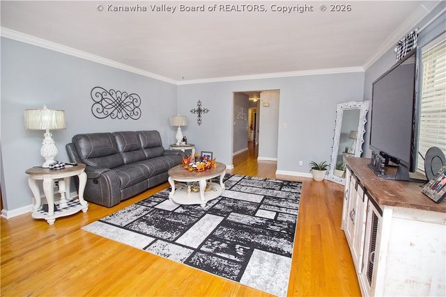 1502 Village Drive, South Charleston, WV 25309