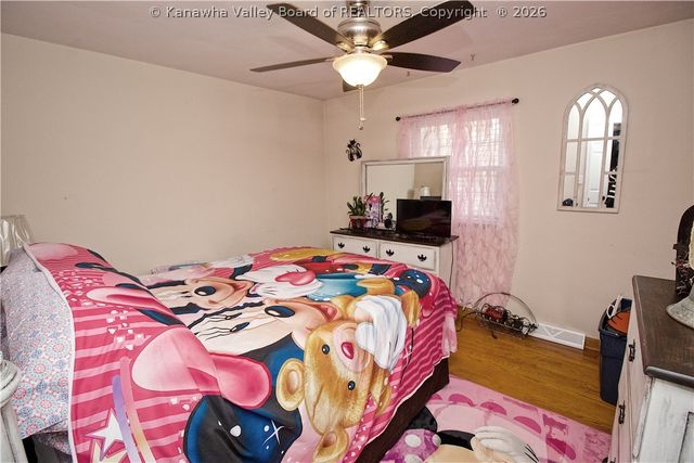1502 Village Drive, South Charleston, WV 25309