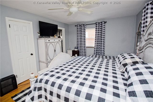 1502 Village Drive, South Charleston, WV 25309