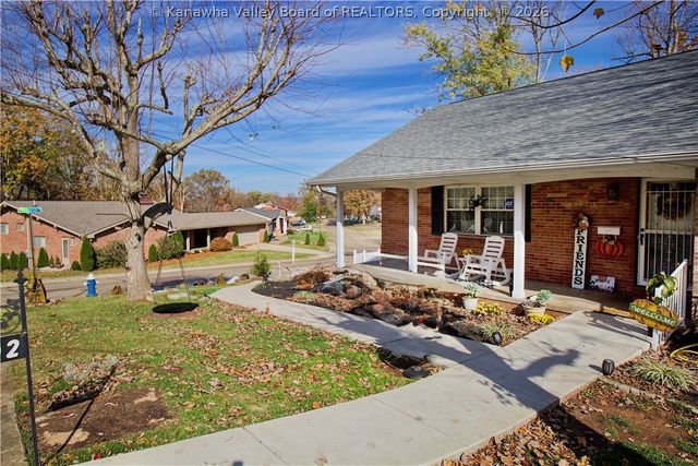 1502 Village Drive, South Charleston, WV 25309