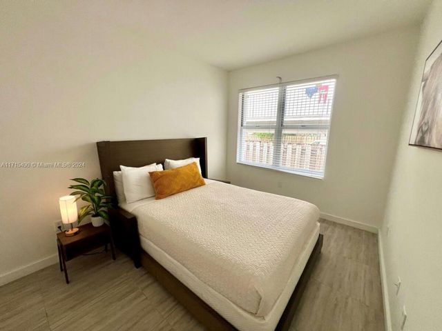 1611 Meridian Ave 102, Miami Beach, FL 33139