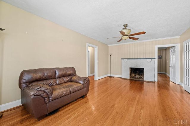 913 Johnson Road, Lynchburg, VA 24502