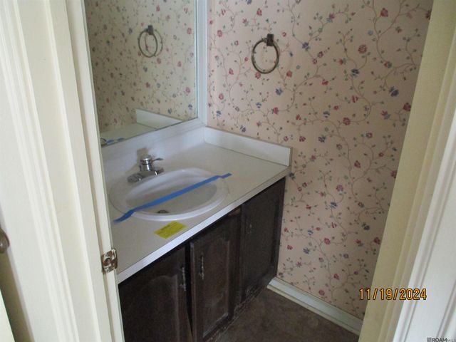 5505 Moorstone Dr, Baton Rouge, LA 70820