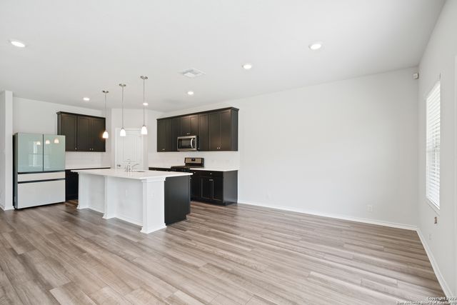 6831 Titan Park, Converse, TX 78109