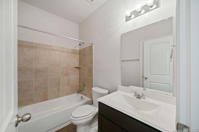 6831 Titan Park, Converse, TX 78109