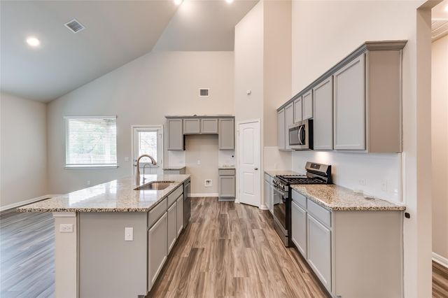 312 Empress Tree DR, Leander, TX 78641