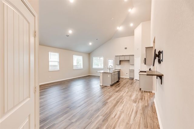 312 Empress Tree DR, Leander, TX 78641