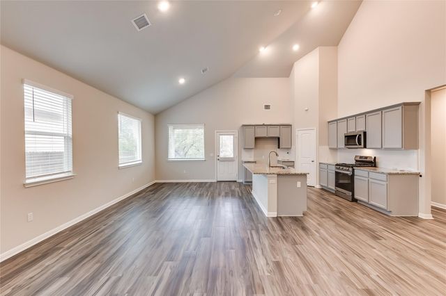 312 Empress Tree DR, Leander, TX 78641