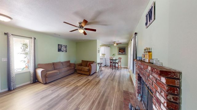 2662 Yerba Street, Selma, CA 93662