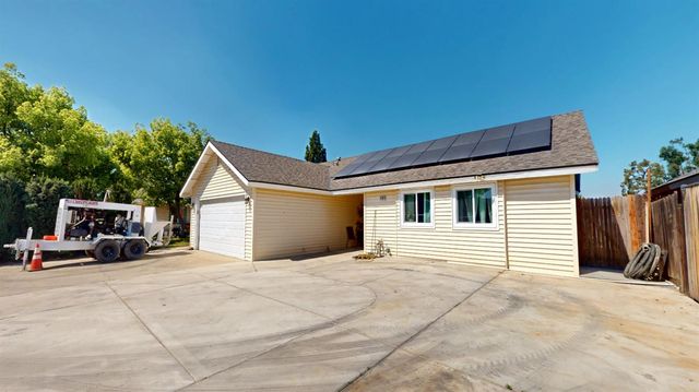 2662 Yerba Street, Selma, CA 93662