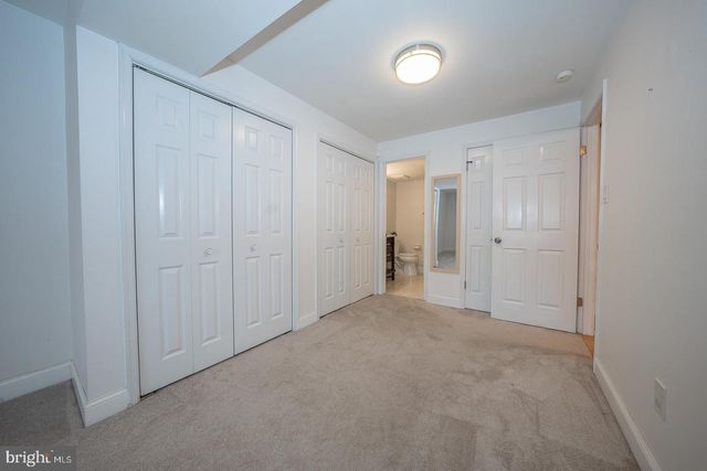 504 MOUNTAINVIEW DR, Chesterbrook, PA 19087