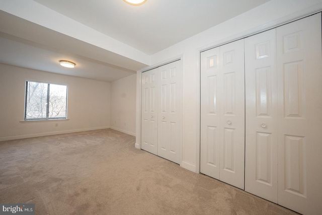 504 MOUNTAINVIEW DR, Chesterbrook, PA 19087