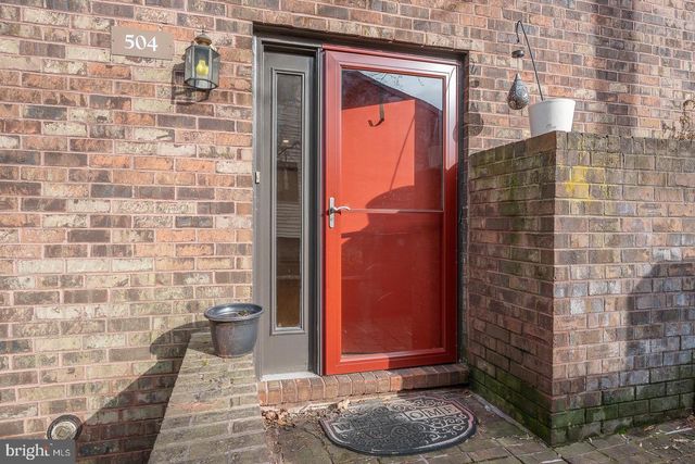 504 MOUNTAINVIEW DR, Chesterbrook, PA 19087