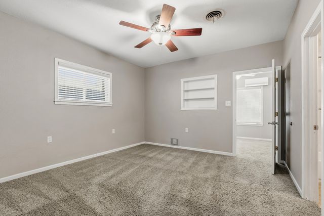 4831 10th Street, Lubbock, TX 79416