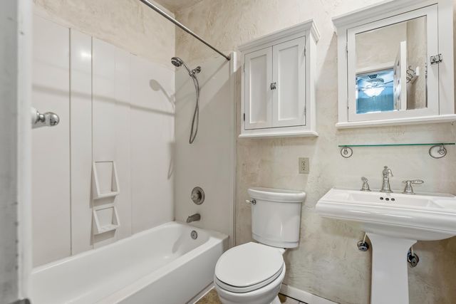 4831 10th Street, Lubbock, TX 79416