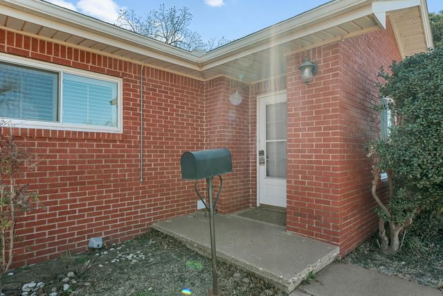 4831 10th Street, Lubbock, TX 79416