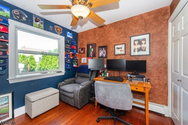 79 Palsa Ave, Elmwood Park Boro, NJ 07407