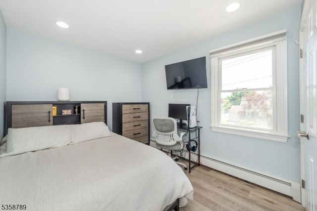 79 Palsa Ave, Elmwood Park Boro, NJ 07407