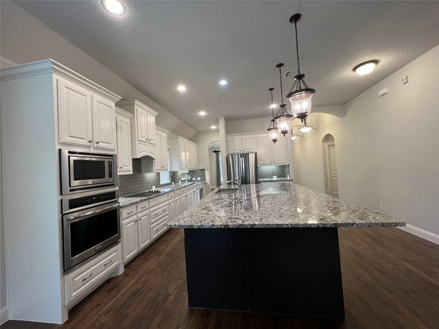 9741 Rio Frio Trail, Fort Worth, TX 76126