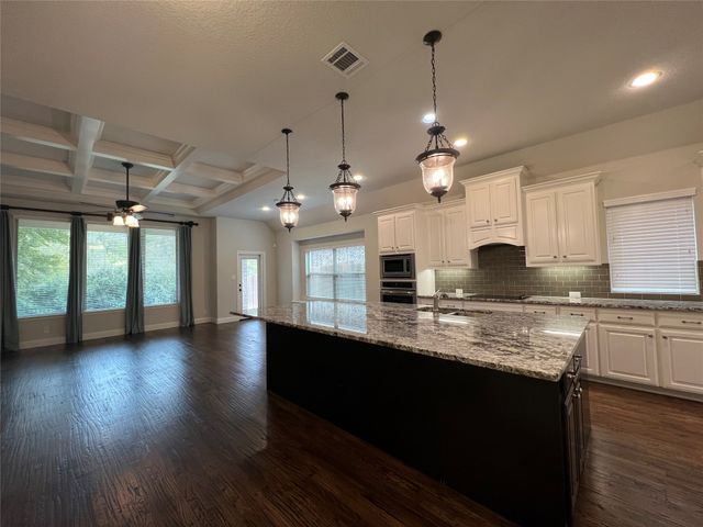 9741 Rio Frio Trail, Fort Worth, TX 76126