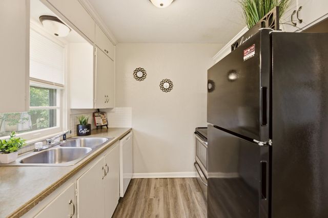 2034 W Rita Ave, Wichita, KS 67213