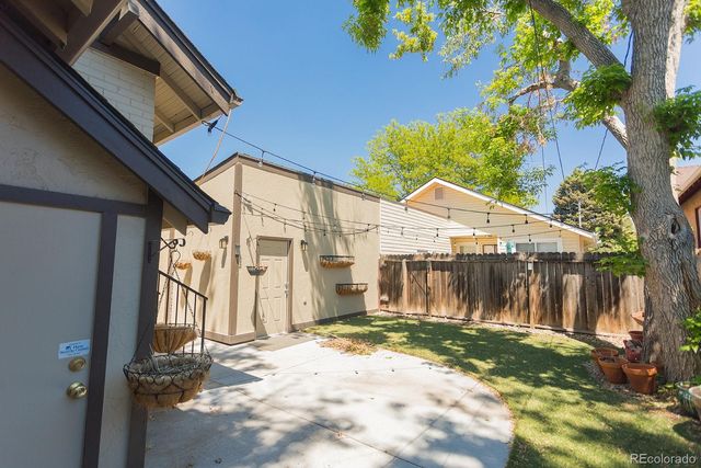 3916 W Conejos Place, Denver, CO 80204