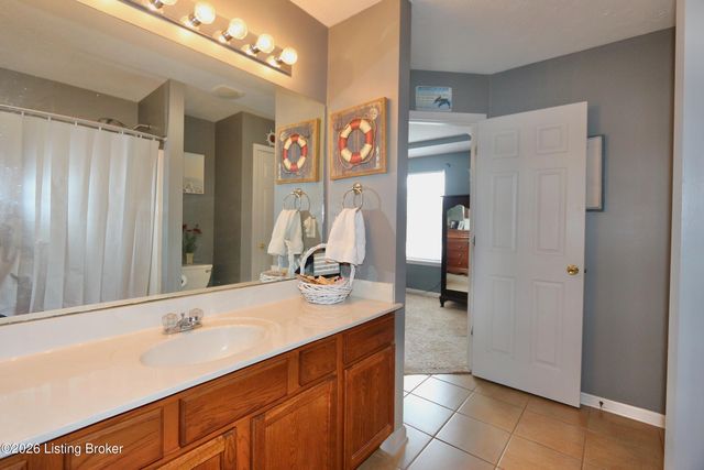 510 Tristin Trail, Jeffersonville, IN 47130