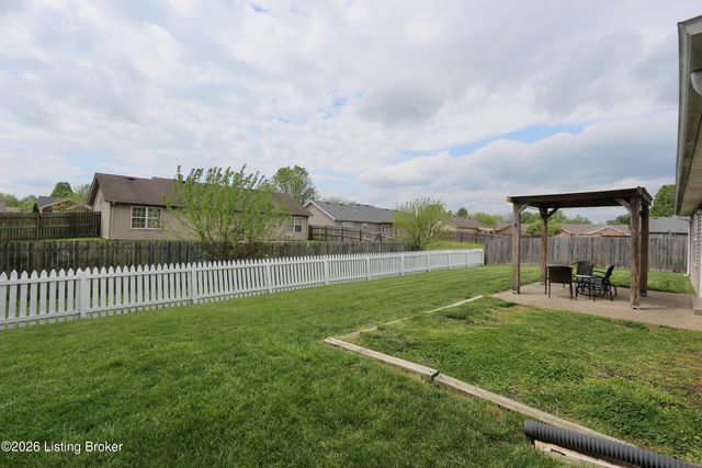 510 Tristin Trail, Jeffersonville, IN 47130