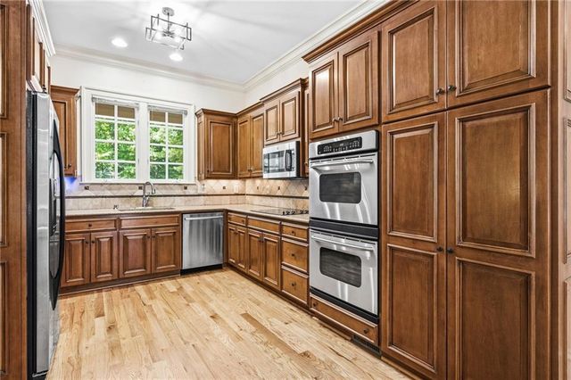 542 N St Marys Lane NW, Marietta, GA 30064