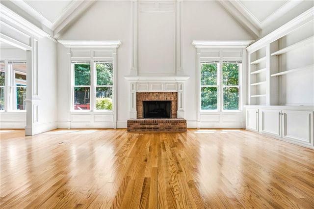 542 N St Marys Lane NW, Marietta, GA 30064