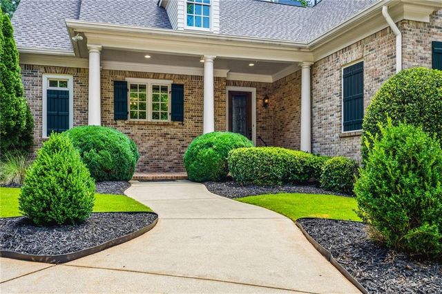 542 N St Marys Lane NW, Marietta, GA 30064